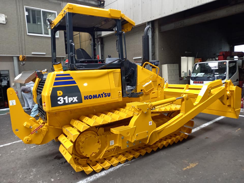 コマツ D31PX ブルドーザー